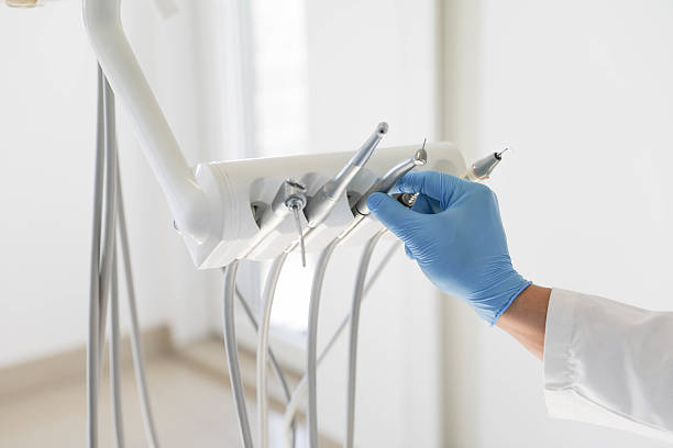 24/7 Emergency Dental Implants experts in Saugatuck, CT